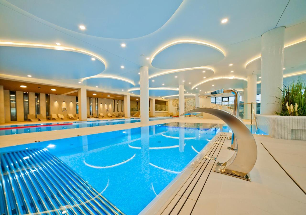 Aqua Resort Apartments-Aqua Park No Limit, Parking Kolobrzeg Bagian luar foto