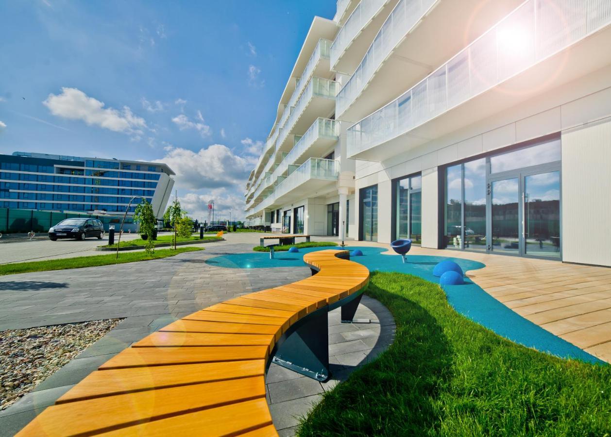 Aqua Resort Apartments-Aqua Park No Limit, Parking Kolobrzeg Bagian luar foto