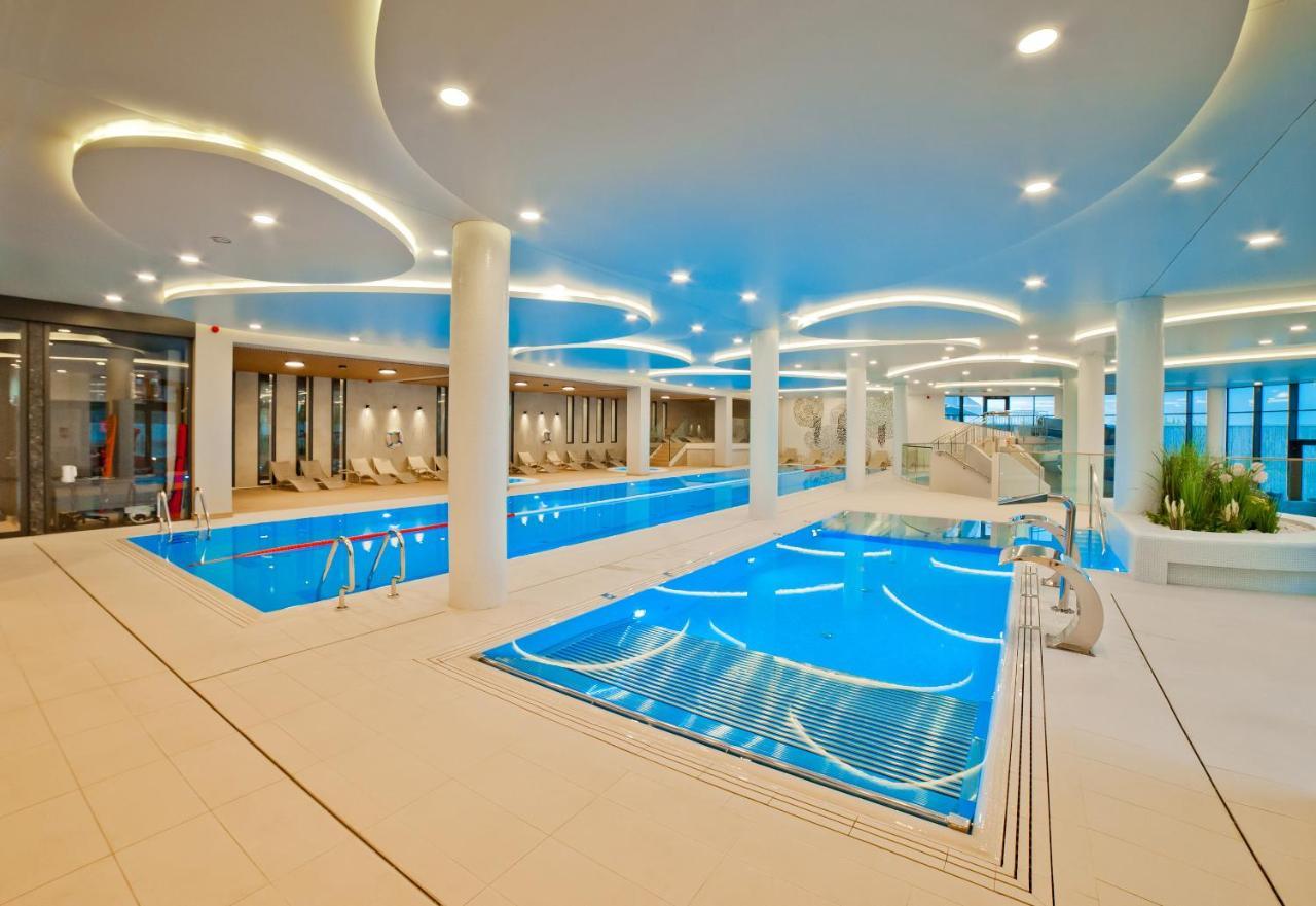 Aqua Resort Apartments-Aqua Park No Limit, Parking Kolobrzeg Bagian luar foto