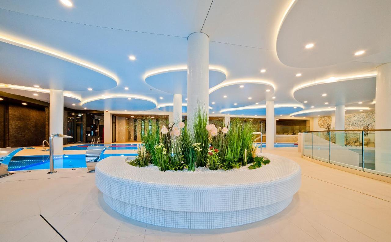Aqua Resort Apartments-Aqua Park No Limit, Parking Kolobrzeg Bagian luar foto