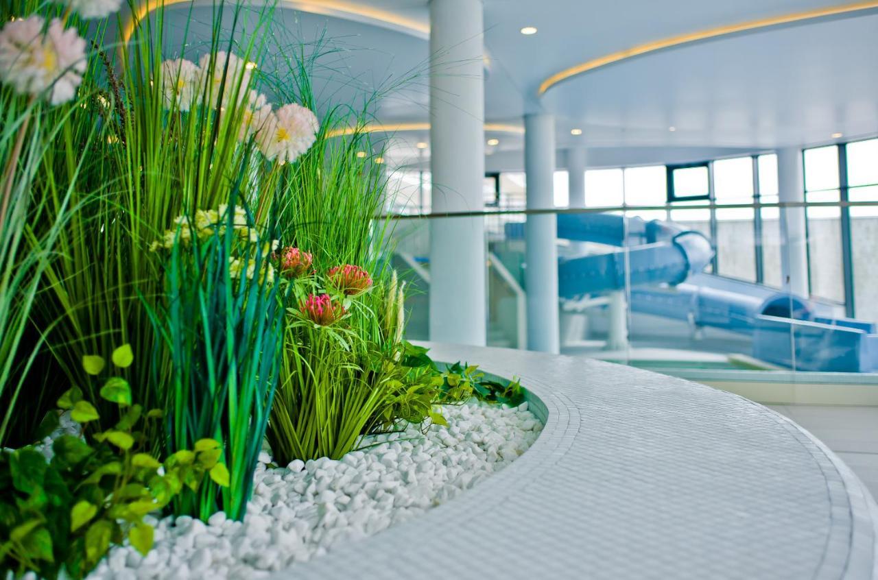Aqua Resort Apartments-Aqua Park No Limit, Parking Kolobrzeg Bagian luar foto