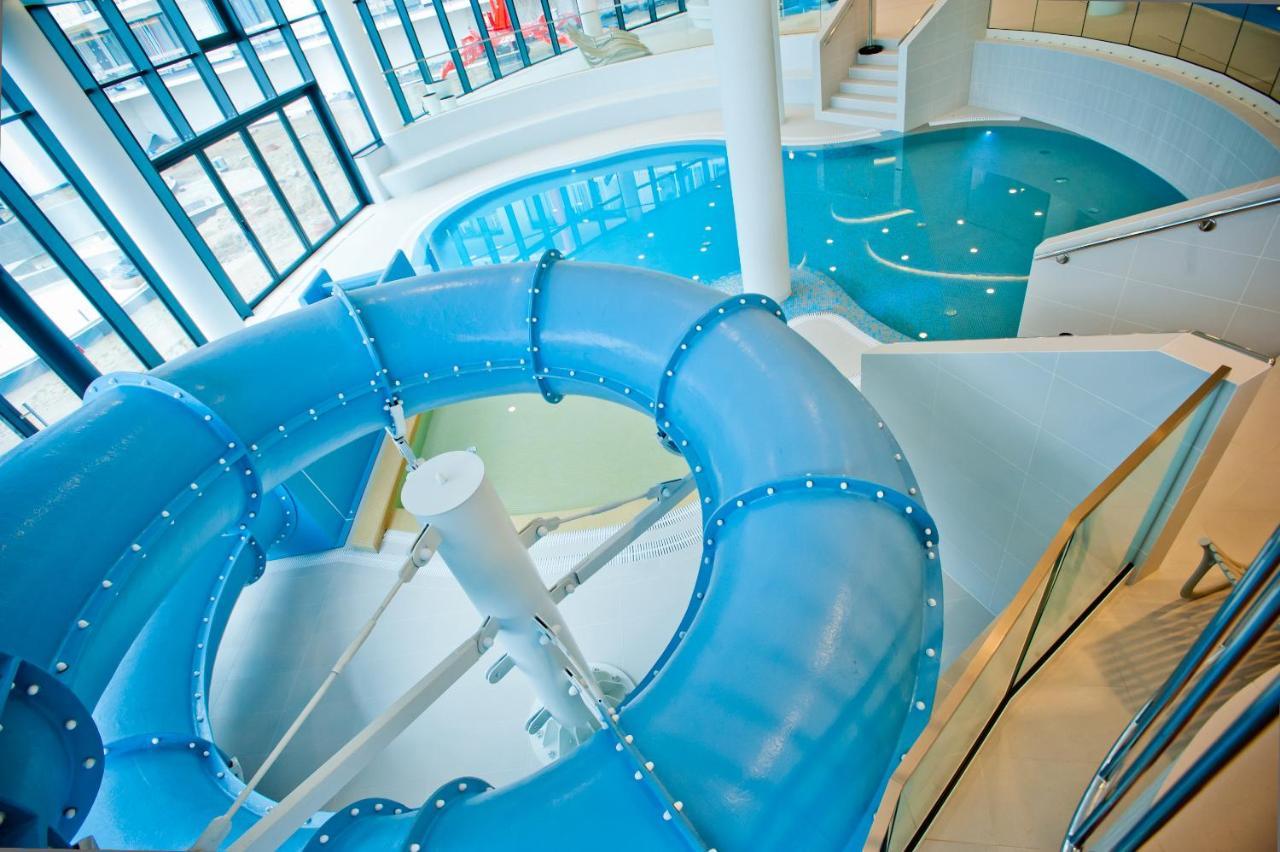 Aqua Resort Apartments-Aqua Park No Limit, Parking Kolobrzeg Bagian luar foto