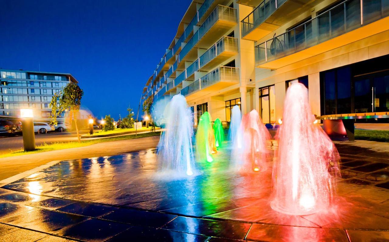 Aqua Resort Apartments-Aqua Park No Limit, Parking Kolobrzeg Bagian luar foto