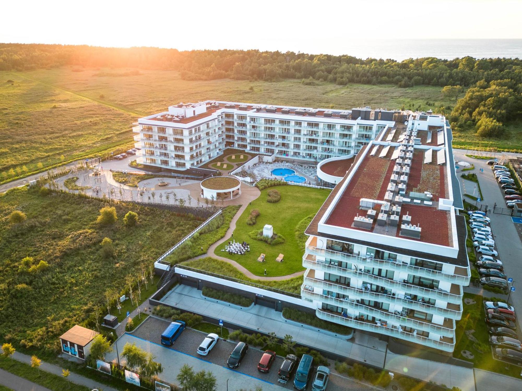 Aqua Resort Apartments-Aqua Park No Limit, Parking Kolobrzeg Bagian luar foto